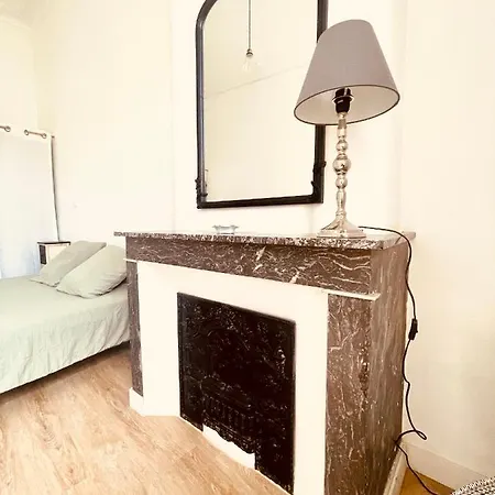 Nemausa Apartis Νιμ